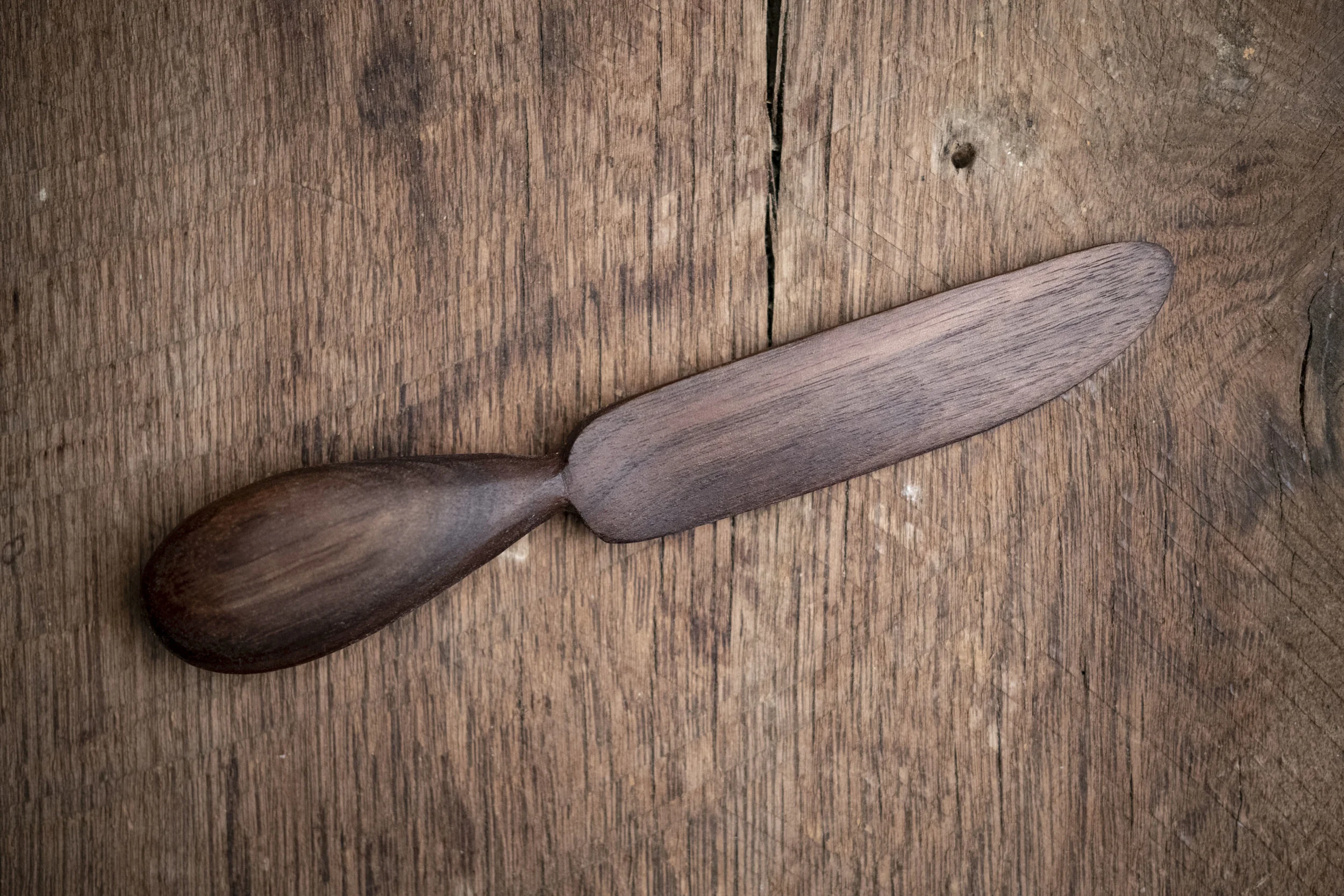 Carved Spreading Knife