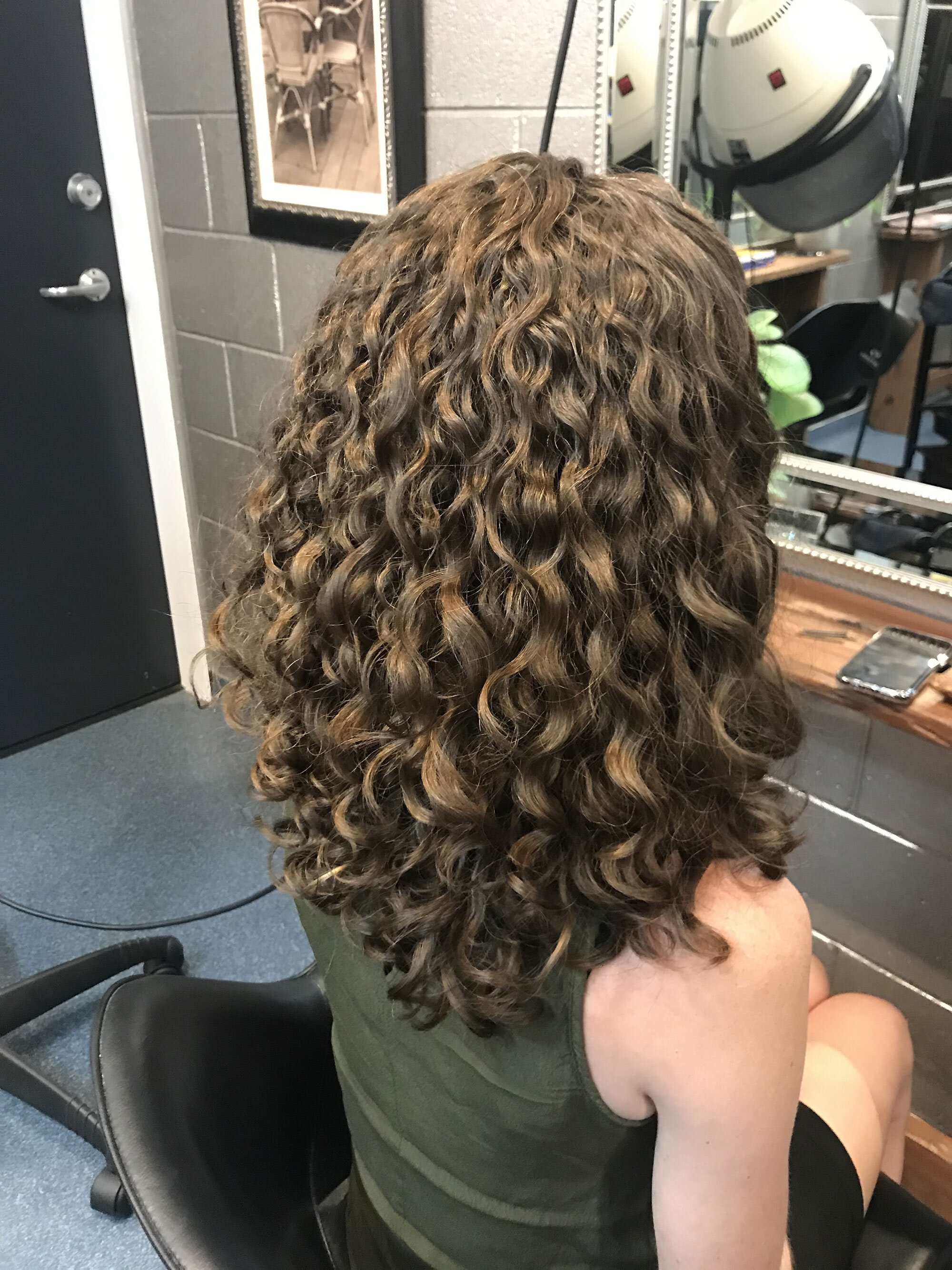 Curls and Waves — About Hair Mackay