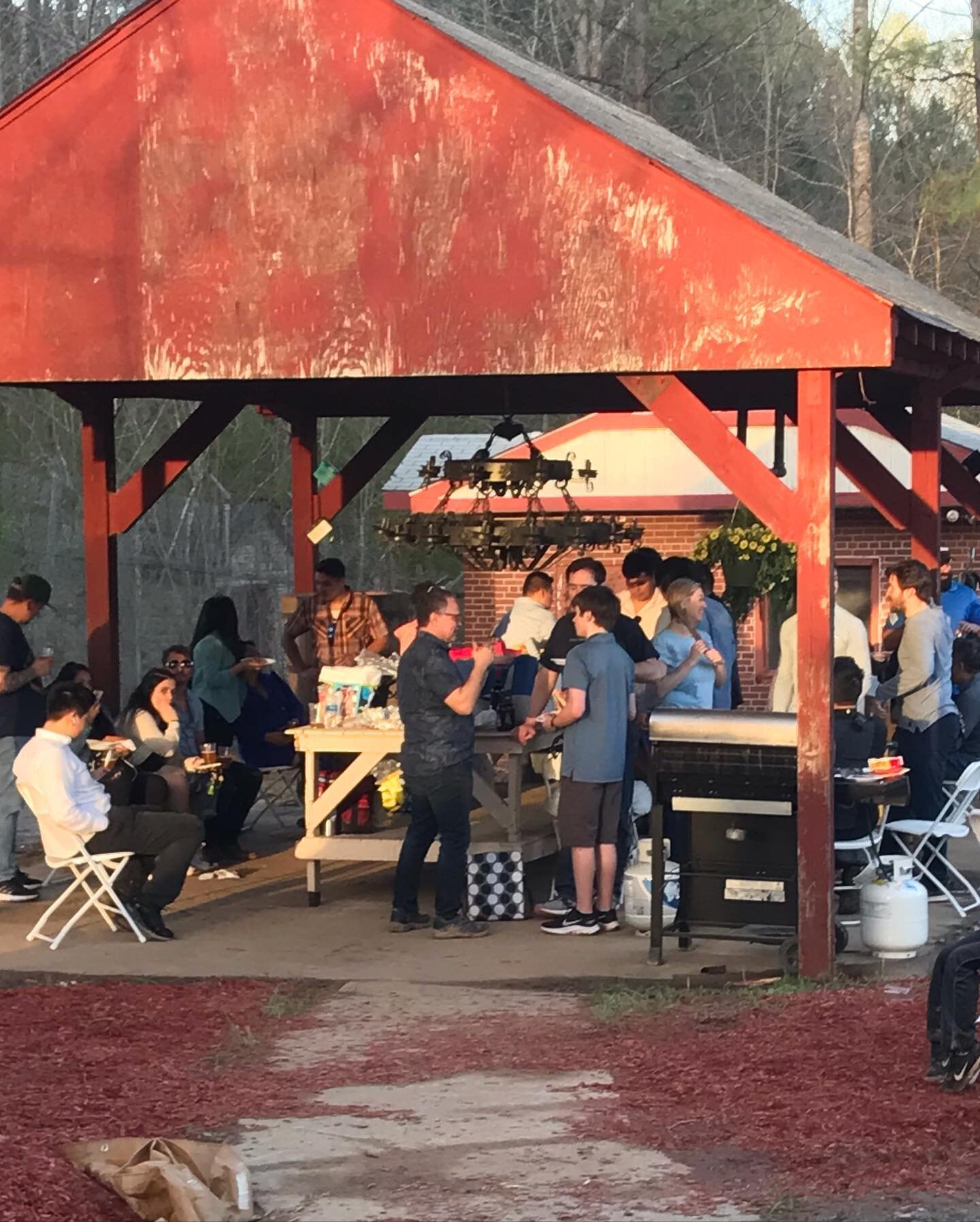 Great turnout at Freedom Hill Resort Grand Viewing Party.  #camping #campsites #campground #tinyhousemovement #tinyhouseonwheels #rv #rvlifestyle #rvtravel #grandopening #uniquehotels #airbnbexperience #airbnb #vrbo #airbnbuniquestays