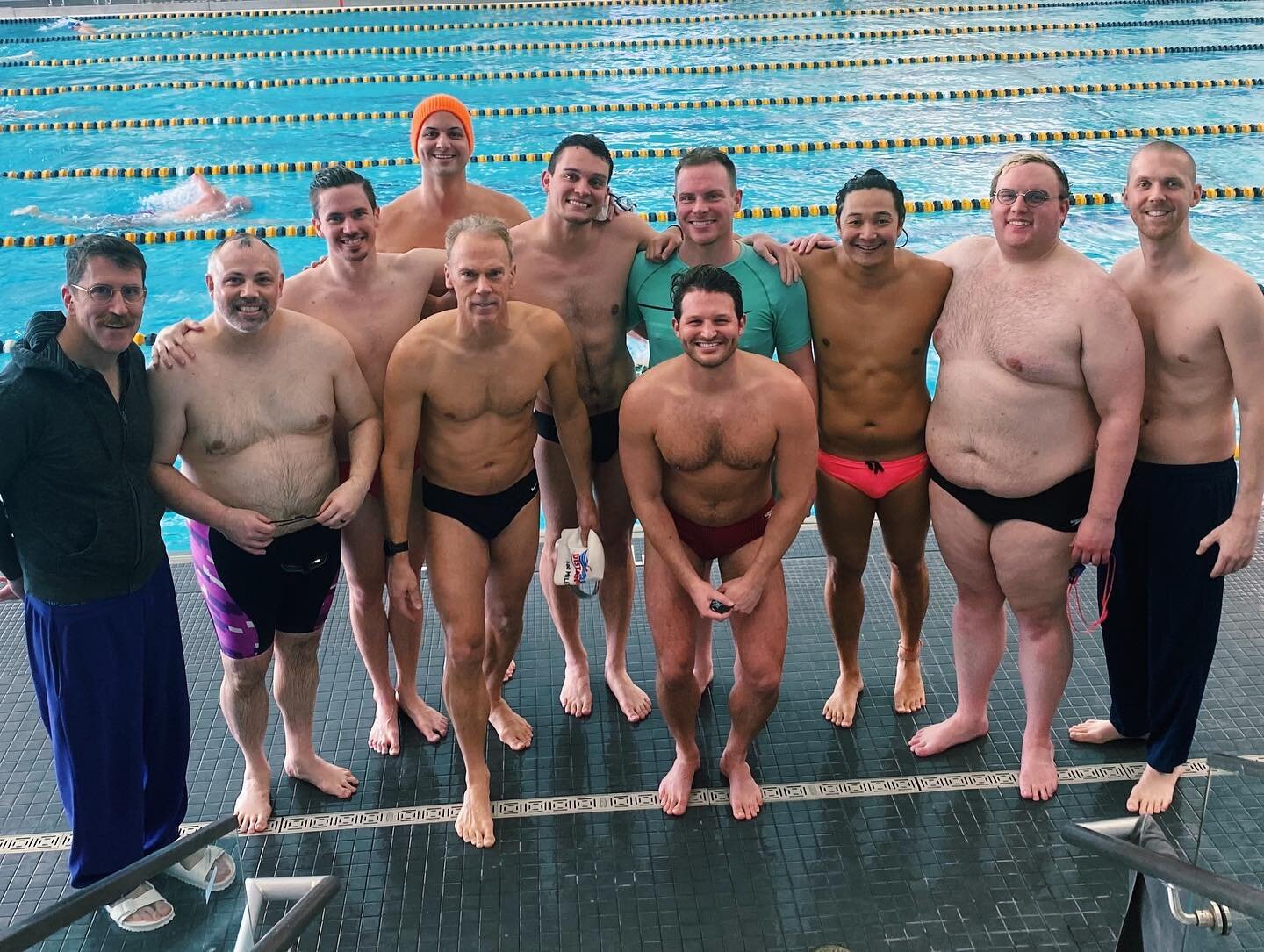 The gays take over @minnesotamastersswimming State! Currently sitting in 3rd - highest state placement ever! Good luck to the few swimmers competing tomorrow. Win one for the gays!
.
.
.
#mniceswimclub #minnesotamastersswimming #mastersswimming #gays