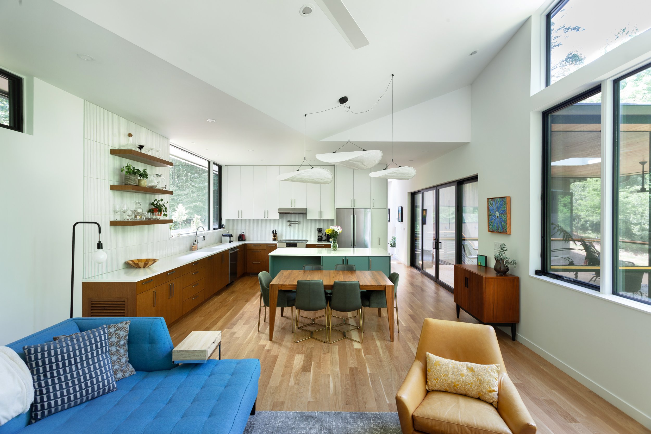  The sculpted ceilng opens up over the dining and living spaces. 