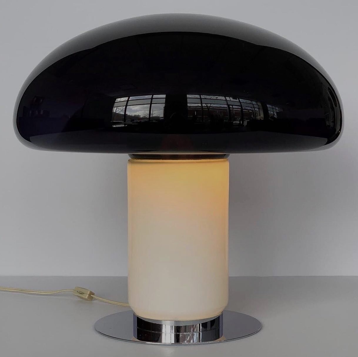 Amethyst mushroom lamp, Circa 1960s Italy