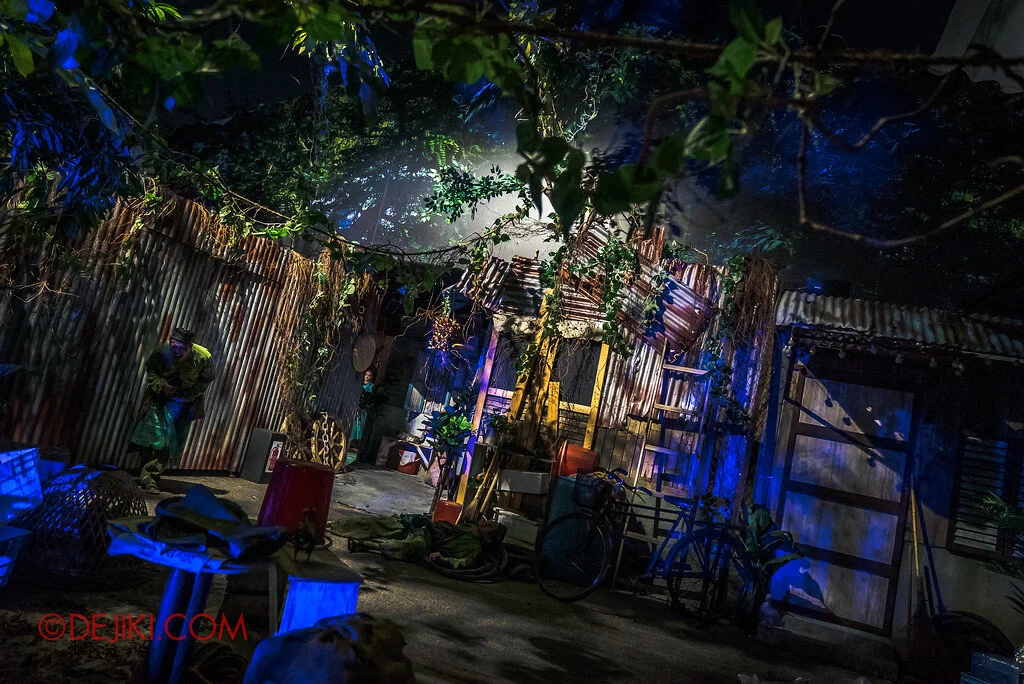 Universal-Studios-Singapore-Halloween-Horror-Nights-8-Pontianak-haunted-house-kampung.jpeg