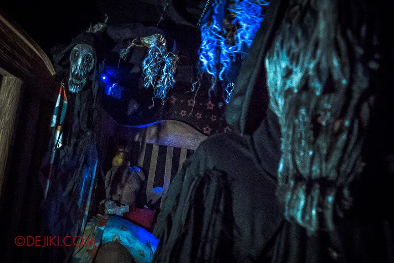 Night Terrors doing what they do best...TERRORIZE!