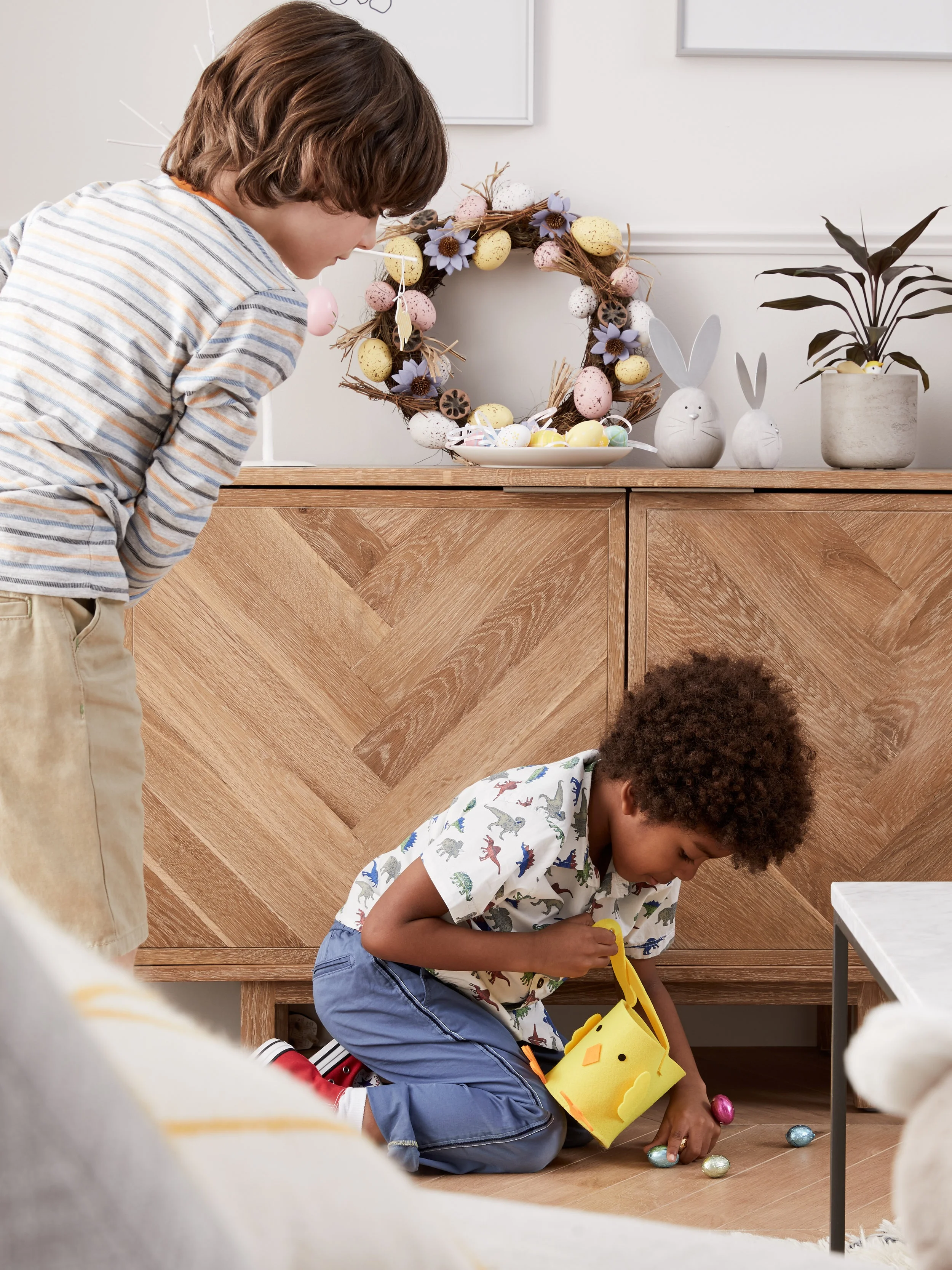 SS19_STAT_LS_EASTER_PARTY_EGG_HUNT_ALT12 copy.jpg
