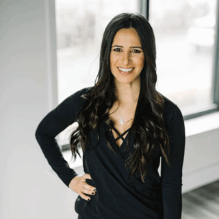 Leticia Lopez @letisan Co- Founder Bring it Om® Yoga Originally from Venezuela. Registered Yoga Teacher (RYT 200hr) designation through Red Hot Yoga in 2012 and RYT 500hr designation in 2013. Lululemon Ambassador. Pilates Certified Instructor and SUP Yoga ACA certified in 2015 through Atlanta SUP Yoga. Along with her teaching, she is a working Global Marketing Manager.
