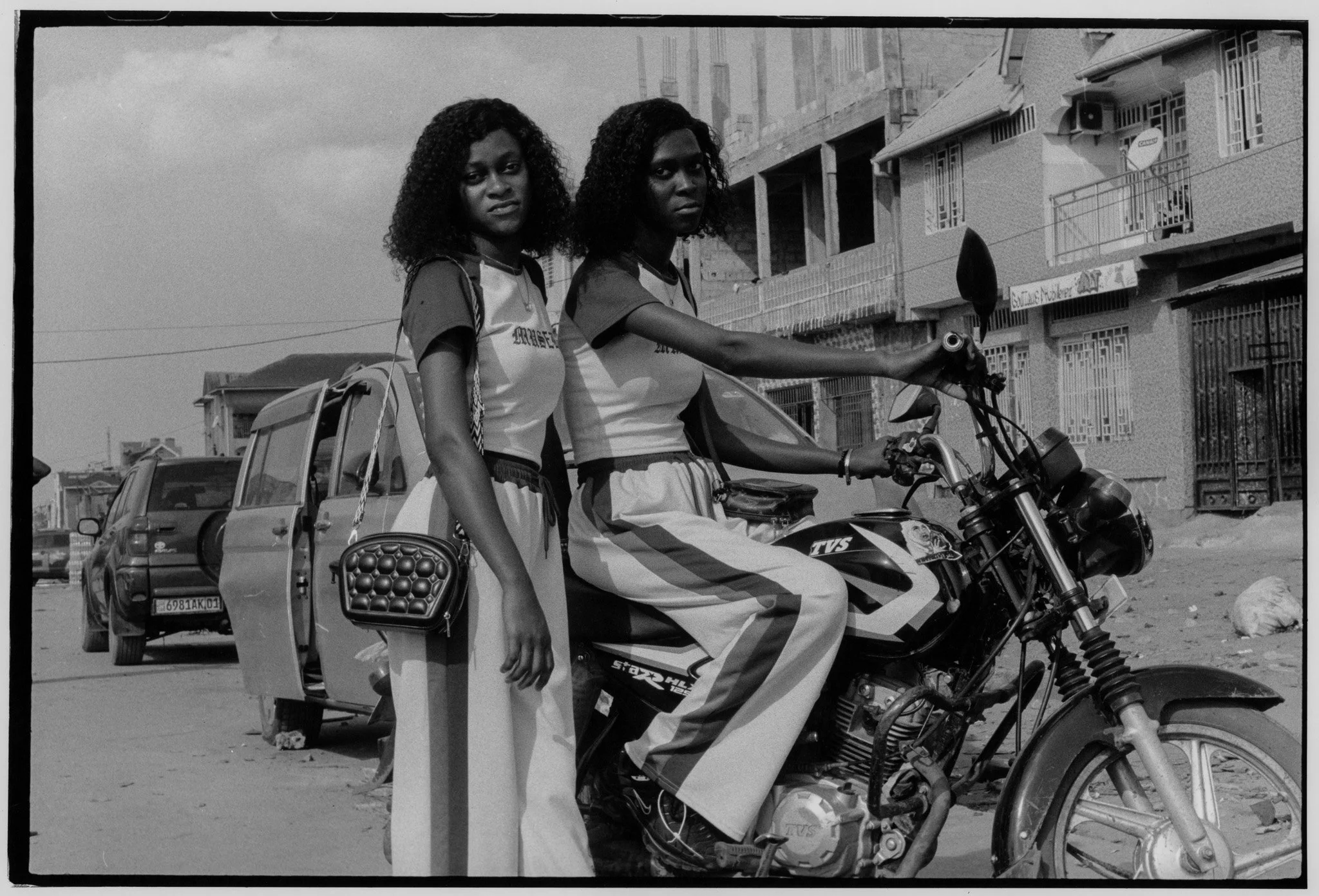 OL-CONGOB&W.jpg