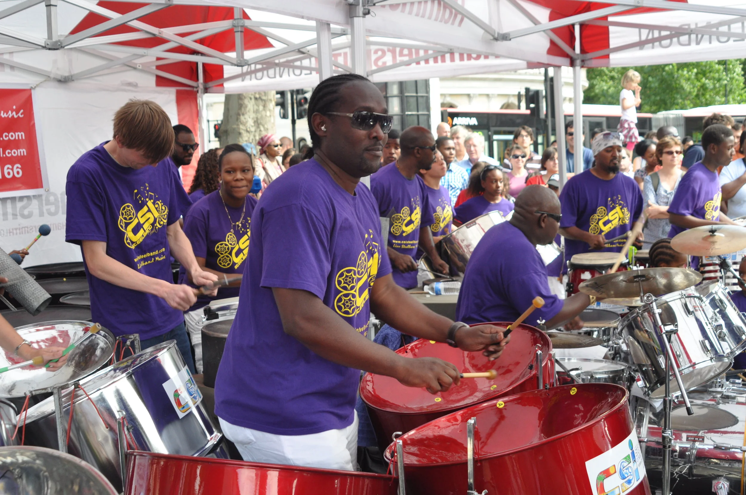 Trafalgar Square 2010 (67).JPG