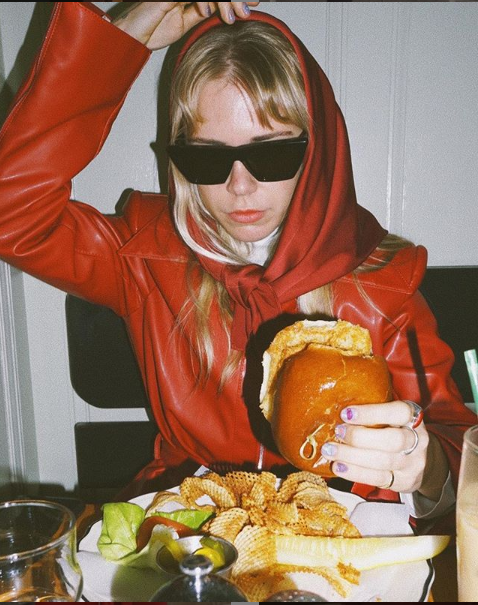 2019-02-26 11_59_04-Courtney Trop (@alwaysjudging) • Instagram photos and videos.png