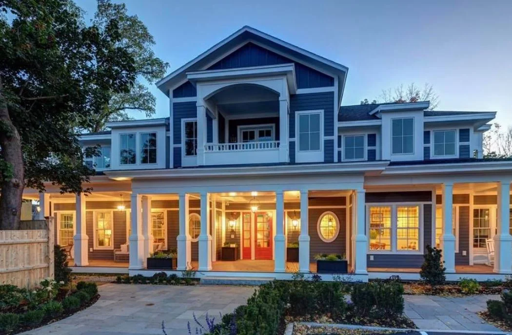 Porches at Exeter Ext 2.JPG