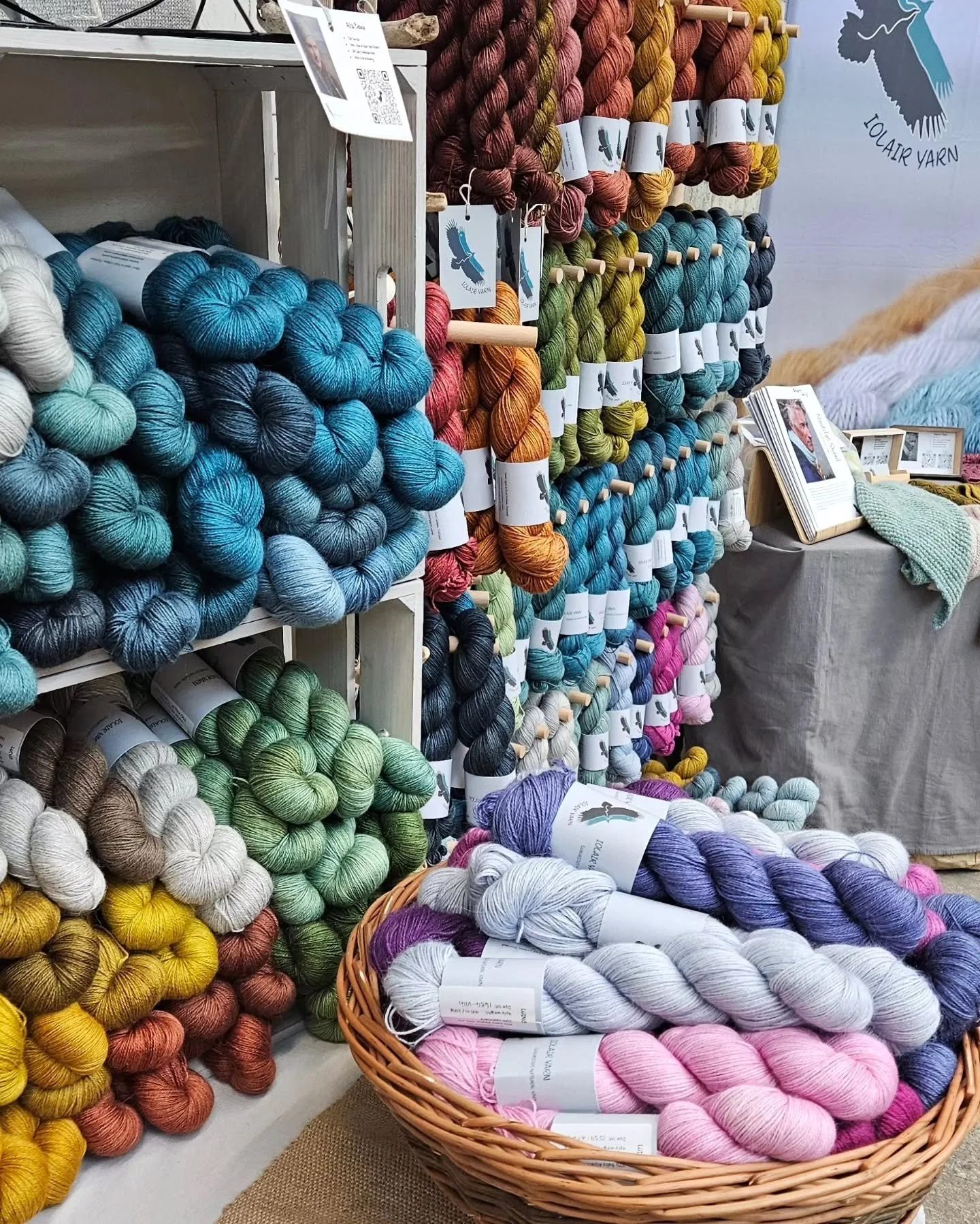 What a lovely first day at @glasgowschoolofyarn ❤️. I had a fantastic day. Forgot to take any pictures (as usual), but managed this one. 

Feeling a bit tired, but we are home and recharging the batteries now. Cannot wait to do it all again tomorrow.