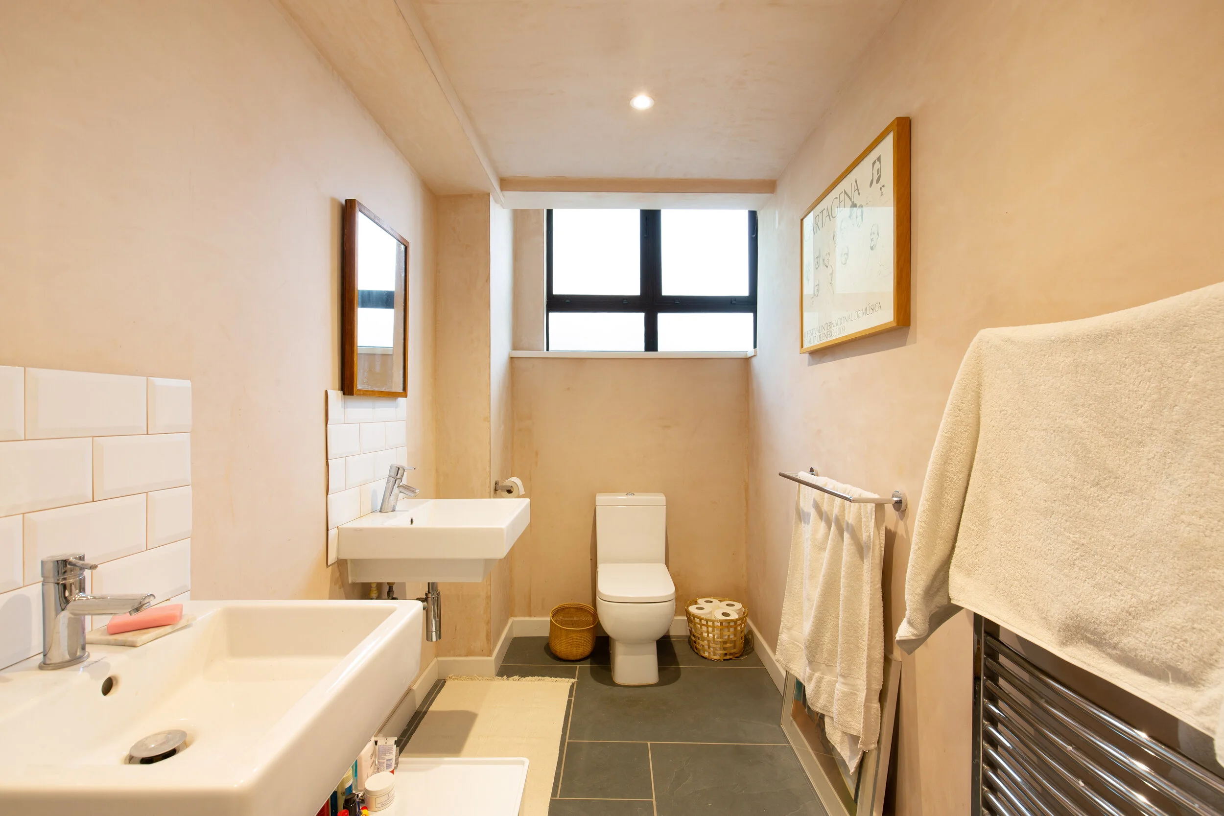 Underfloor heating and slate floors