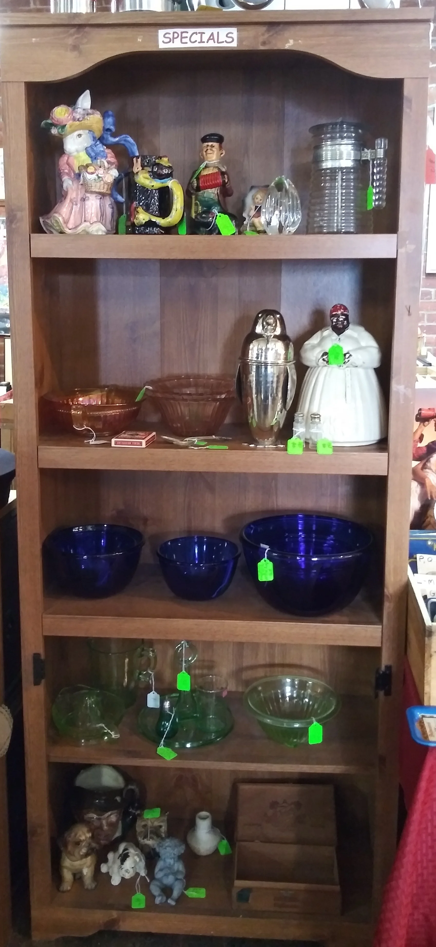 unexpected-treasures-antiques-on-the-farmington-20190223-28.jpg
