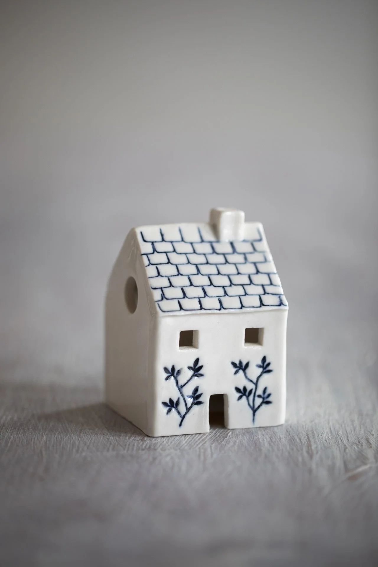 Ceramic Magpie-14814Web.jpg