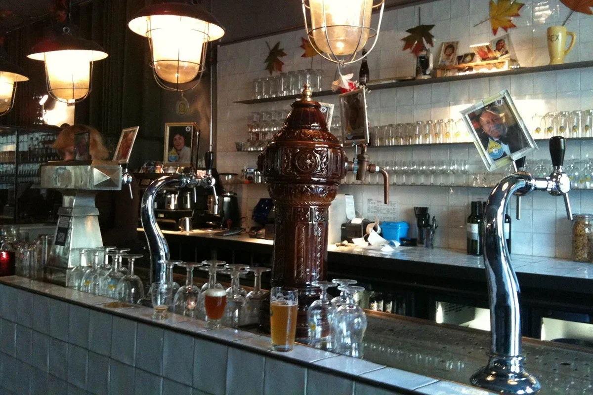 De-preal-bar.jpg