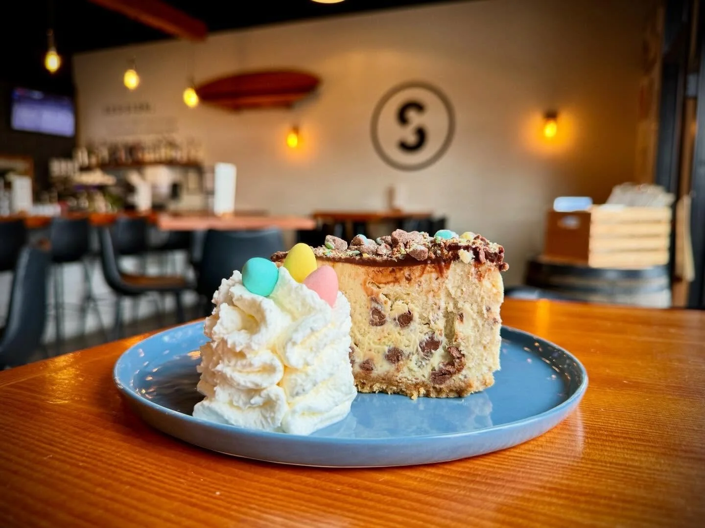 🐣 The GOAT is Back: Mini Egg Cheesecake Season is HERE! 🍫

There are fan favorites, and then there is The Mini Egg Cheesecake.

Every year, the countdown begins for this one, and for good reason - it&rsquo;s consistently our #1 top seller of the ye
