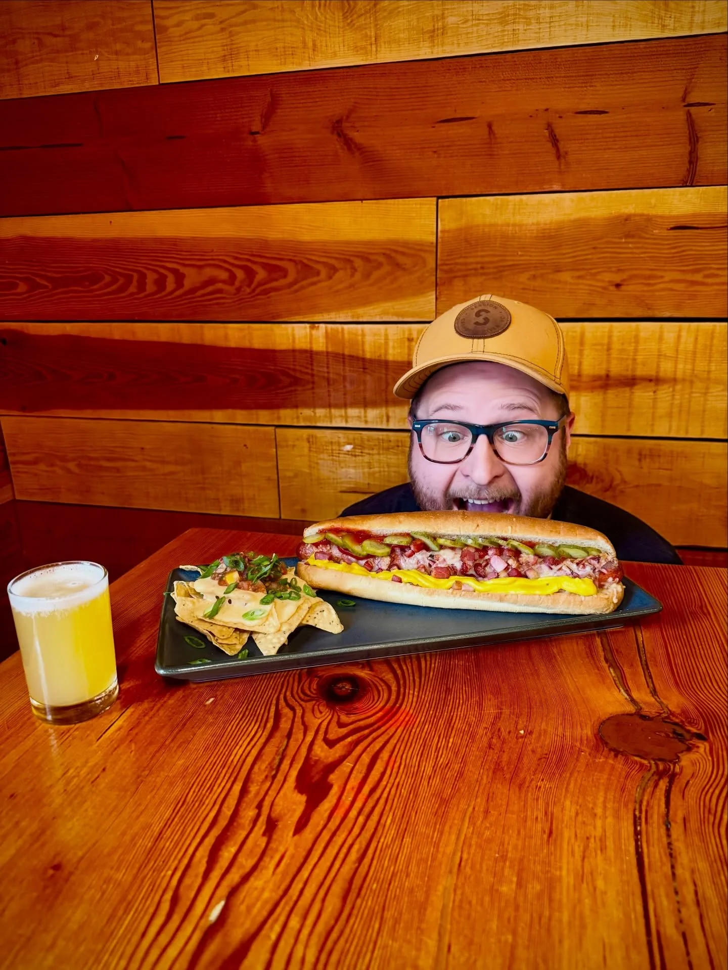 Get ready Campbell River! It&rsquo;s Hot Dog Day again!

On Saturday, April 18th, we&rsquo;re bringing in our friends at Slackwater Brewing to takeover the taps to wash down another fantastic Hot Dog Day!

Since it&rsquo;s our last Hot Dog Day of the