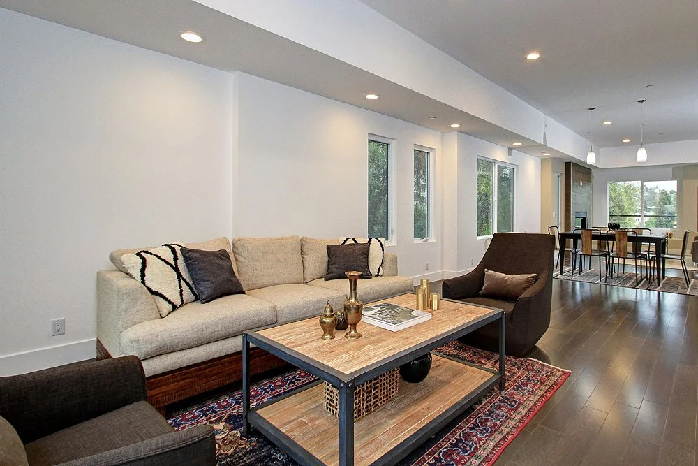 Bridgeport Dr 1637 005-sm.jpg