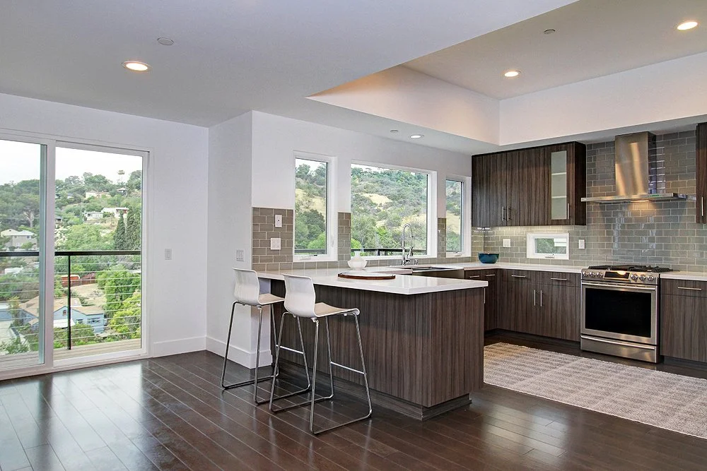 Bridgeport Dr 1637 010-sm.jpg