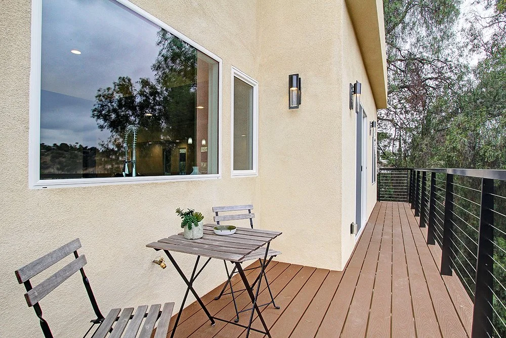 Bridgeport Dr 1637 013-sm.jpg