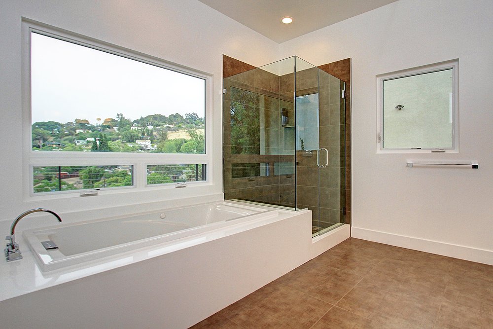 Bridgeport Dr 1637 017-sm.jpg