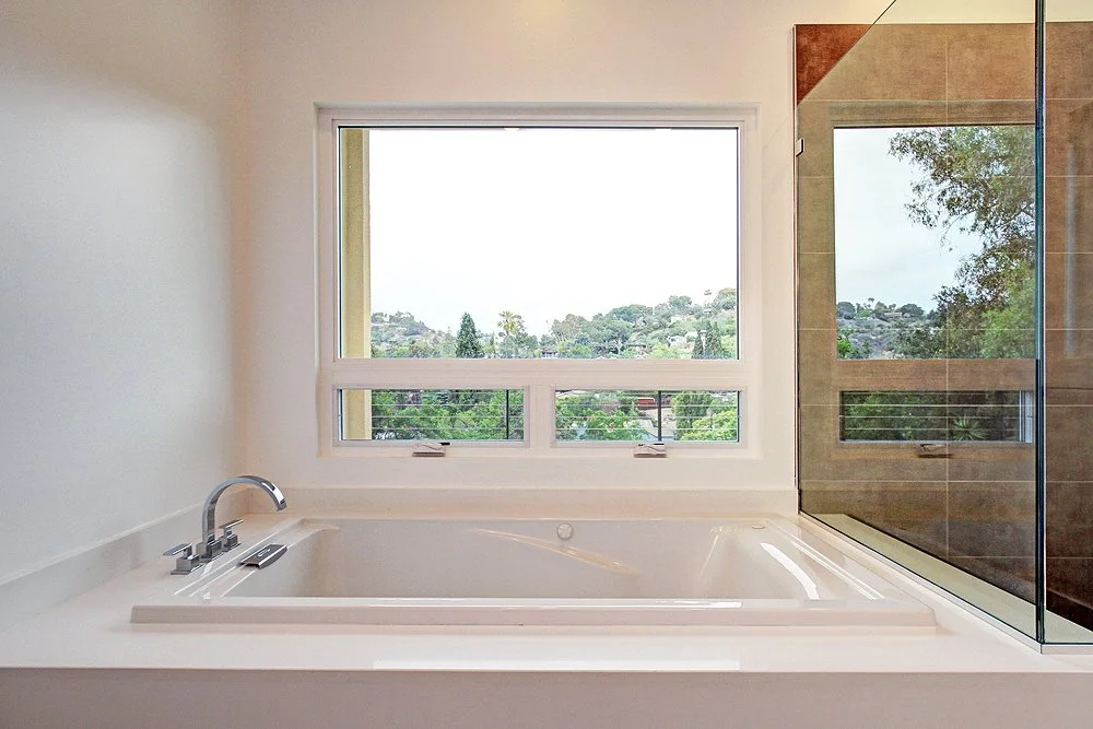 Bridgeport Dr 1637 019-sm.jpg