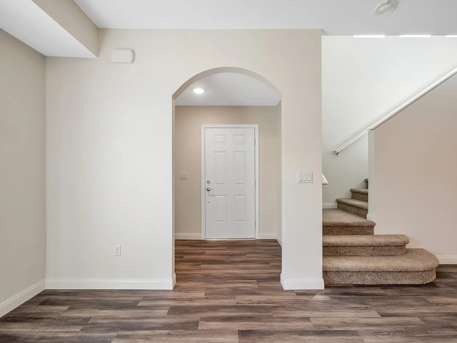 1169 W Grand Ave (7).jpg