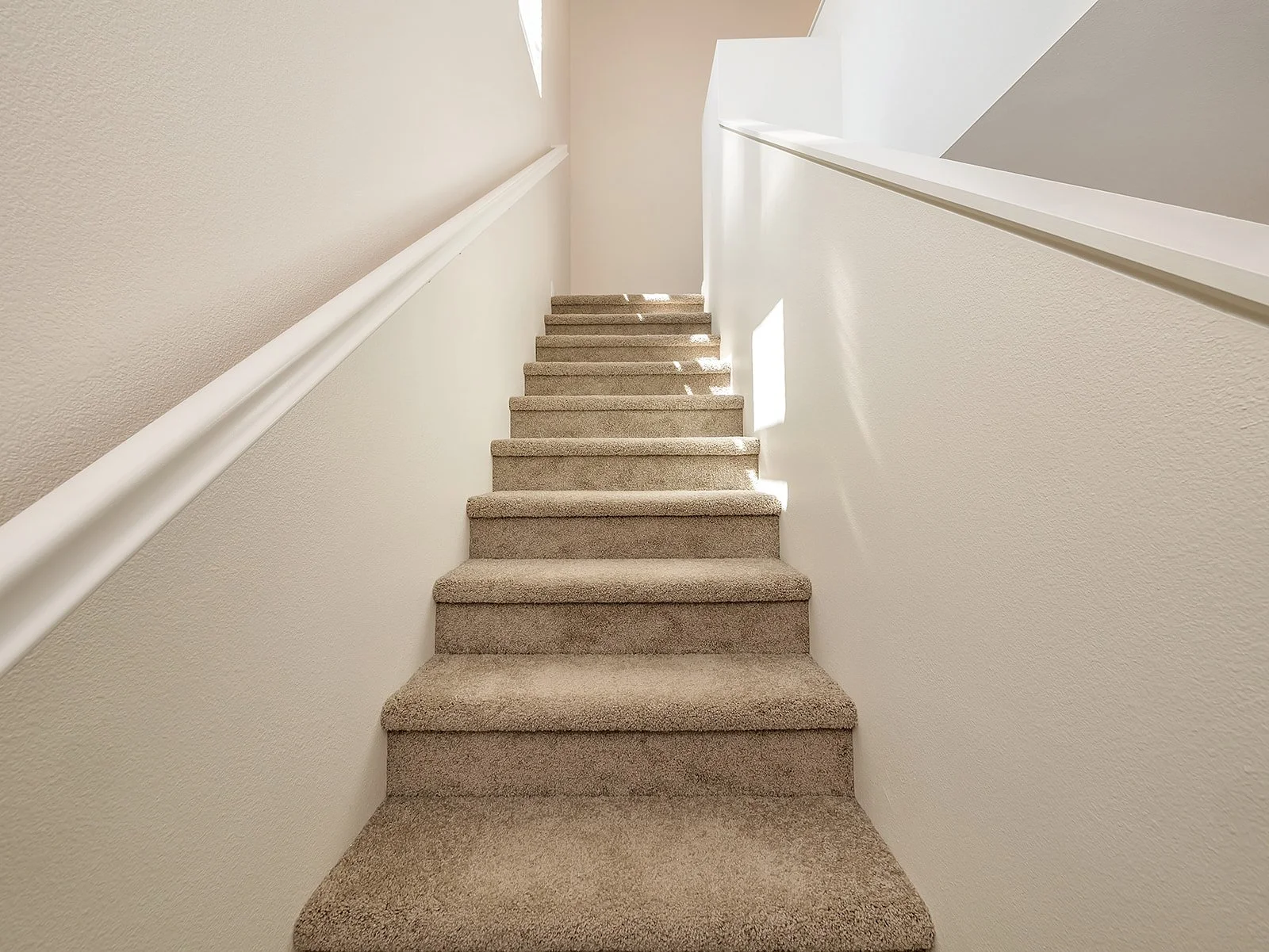 1169 W Grand Ave (20).jpg