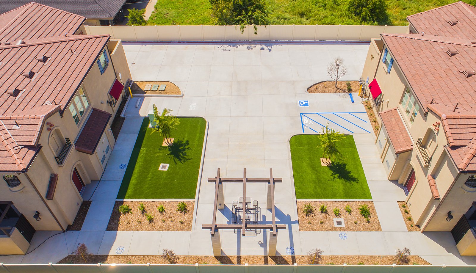 1169 W Grand Ave (46).jpg