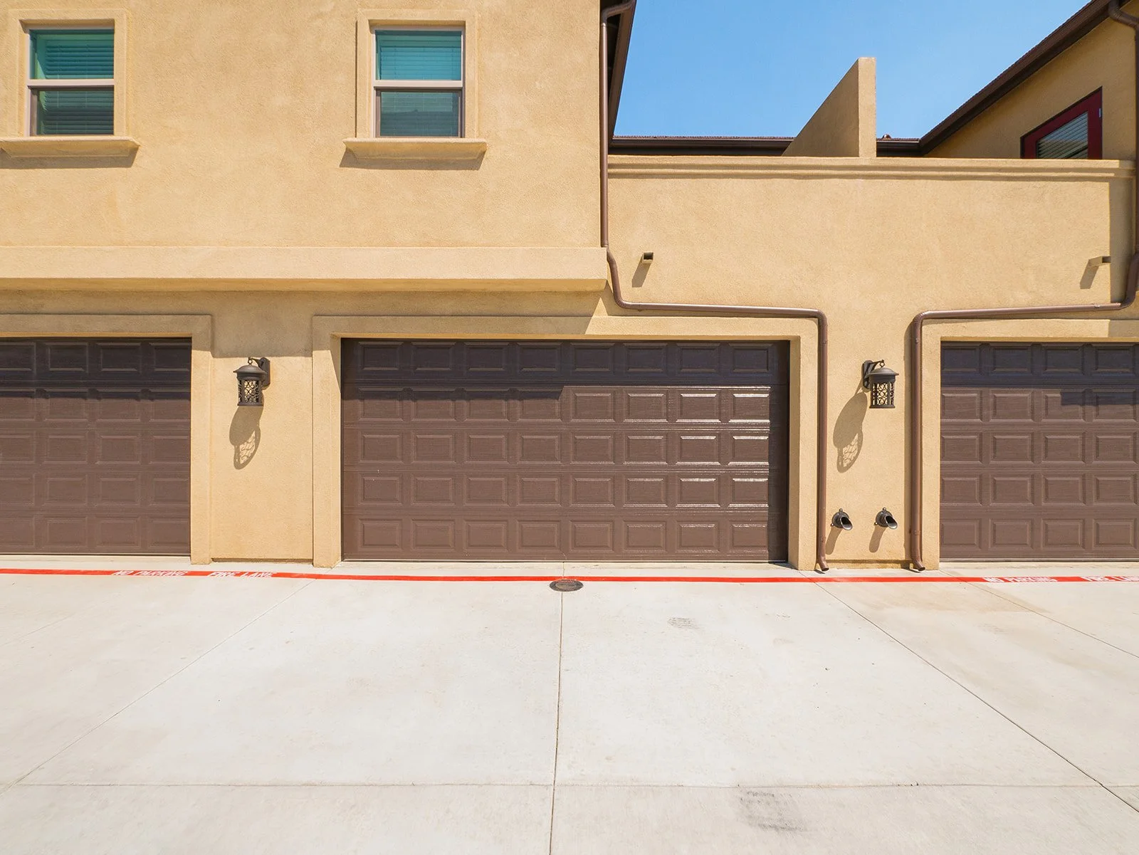 1169 W Grand Ave (60).jpg