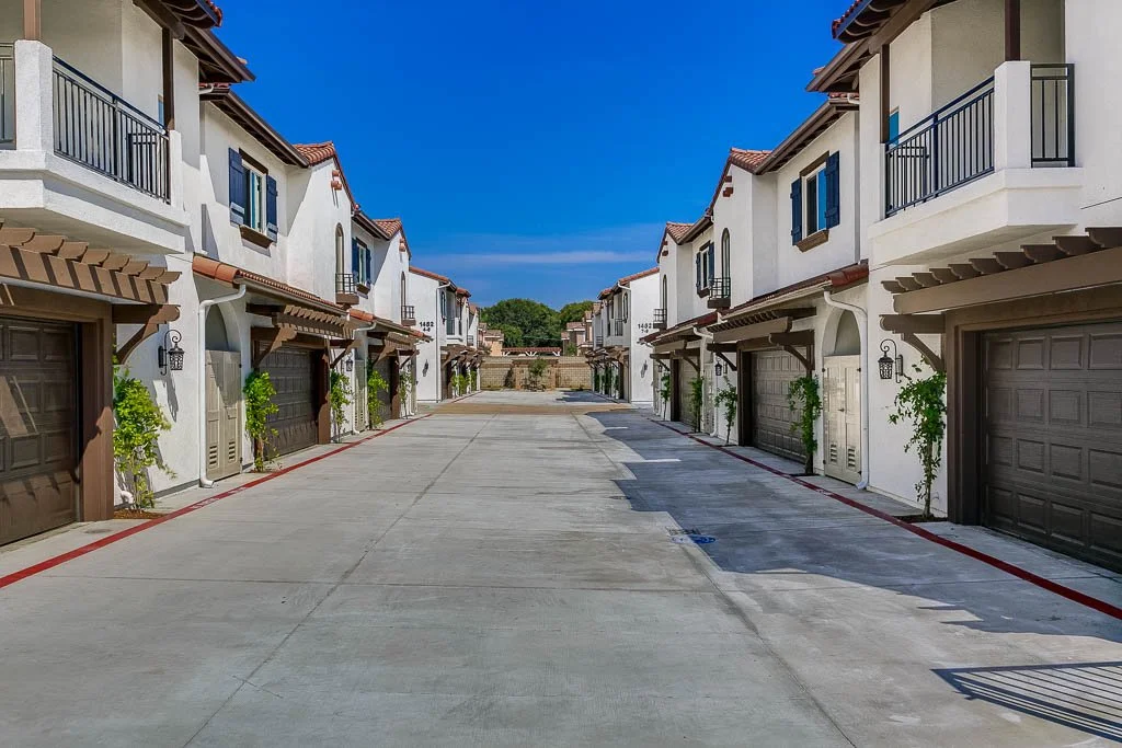 1452 S. White Ave-MLS-004.jpg