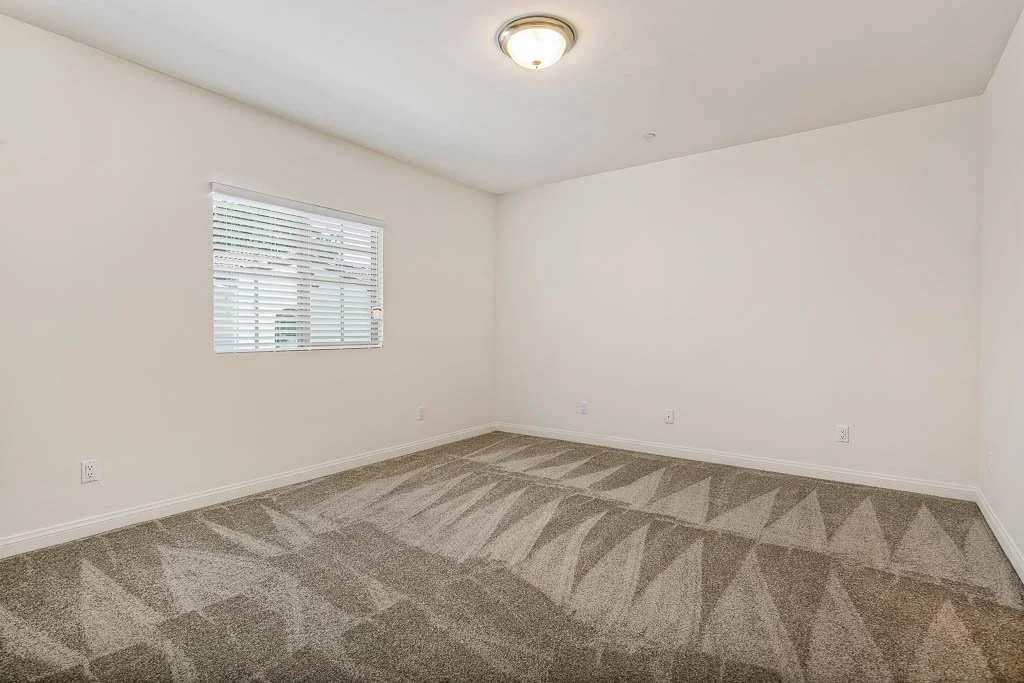 1452 S. White Ave-MLS-024.jpg