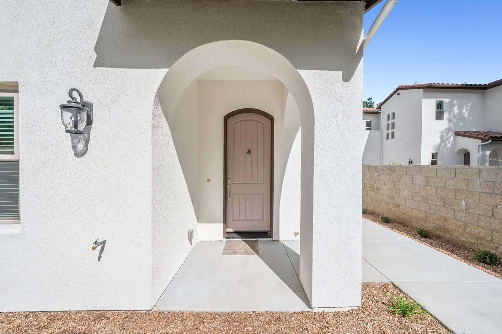 30 Suffolk Ave-47.jpg