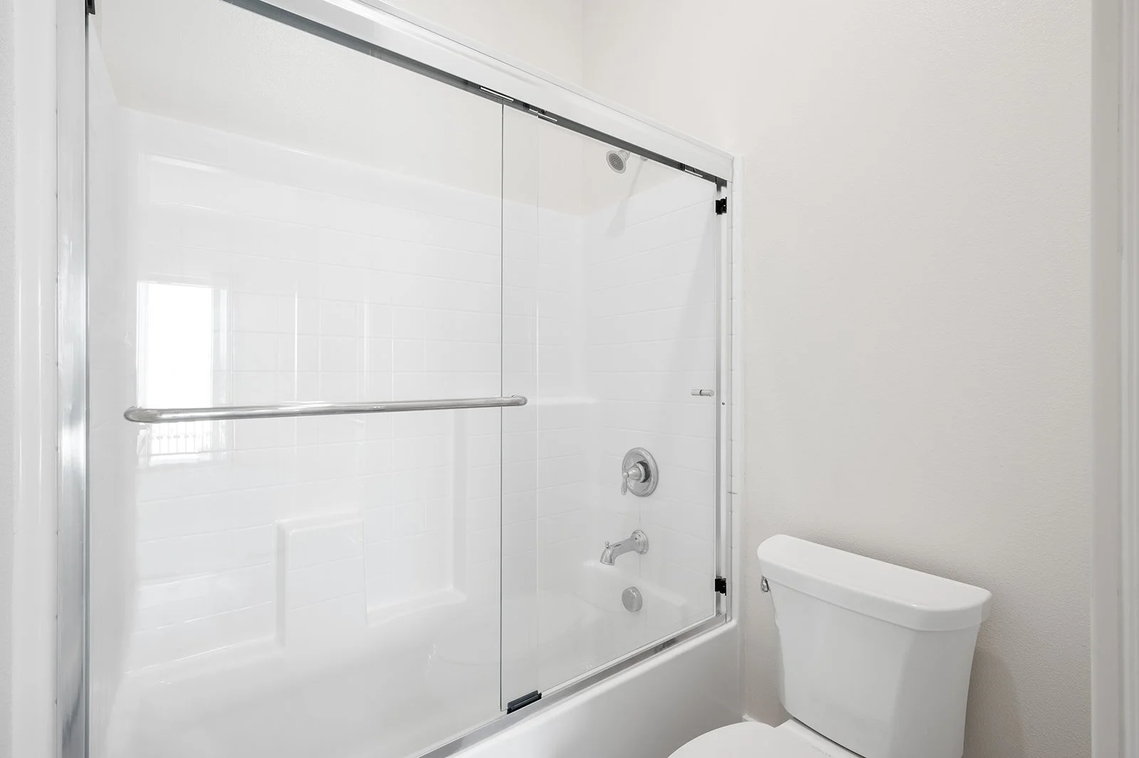 30 Suffolk Ave-65.jpg