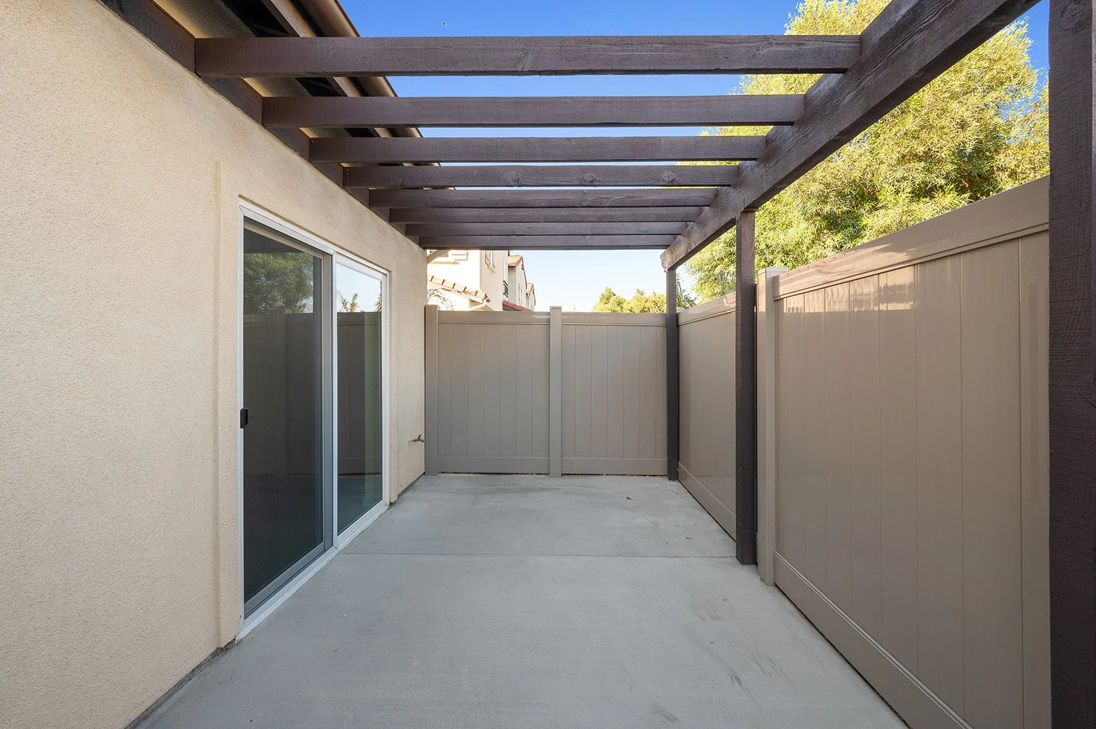 961 E Phillips Blvd-9.jpg