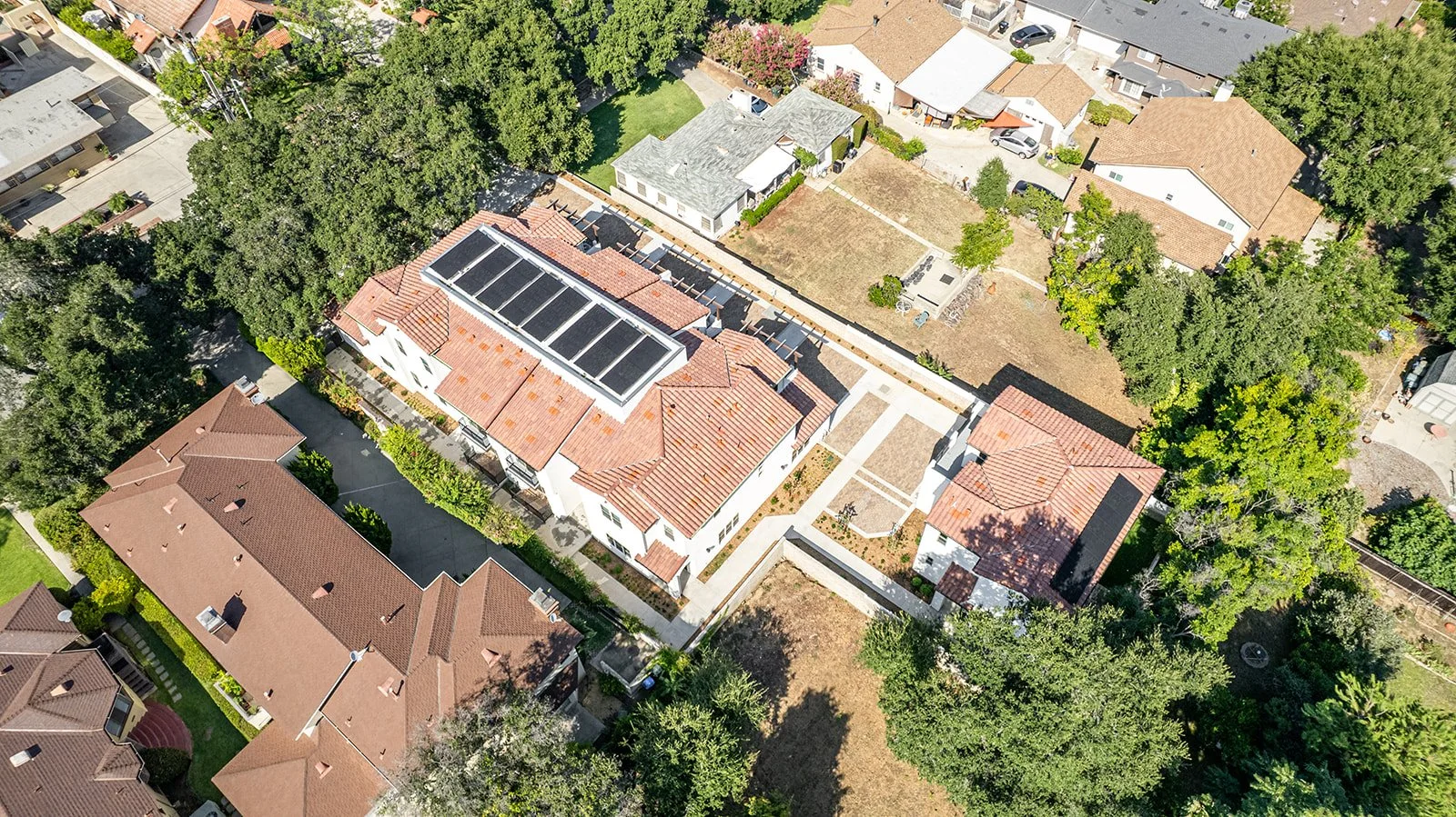 30 Suffolk Ave-85.jpg