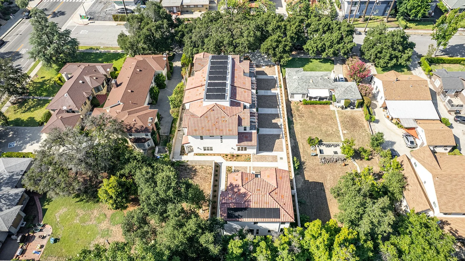 30 Suffolk Ave-86.jpg