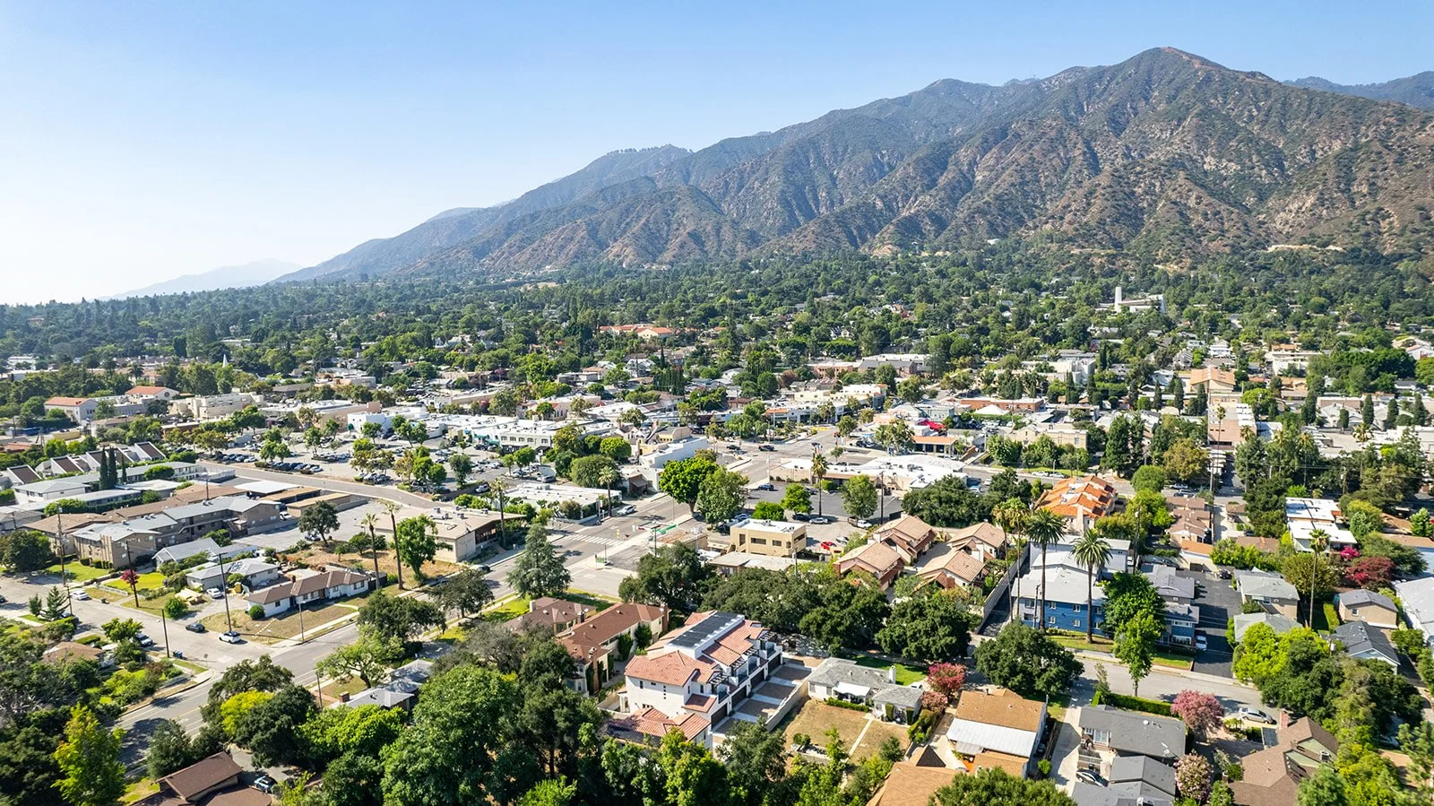 30 Suffolk Ave-92.jpg