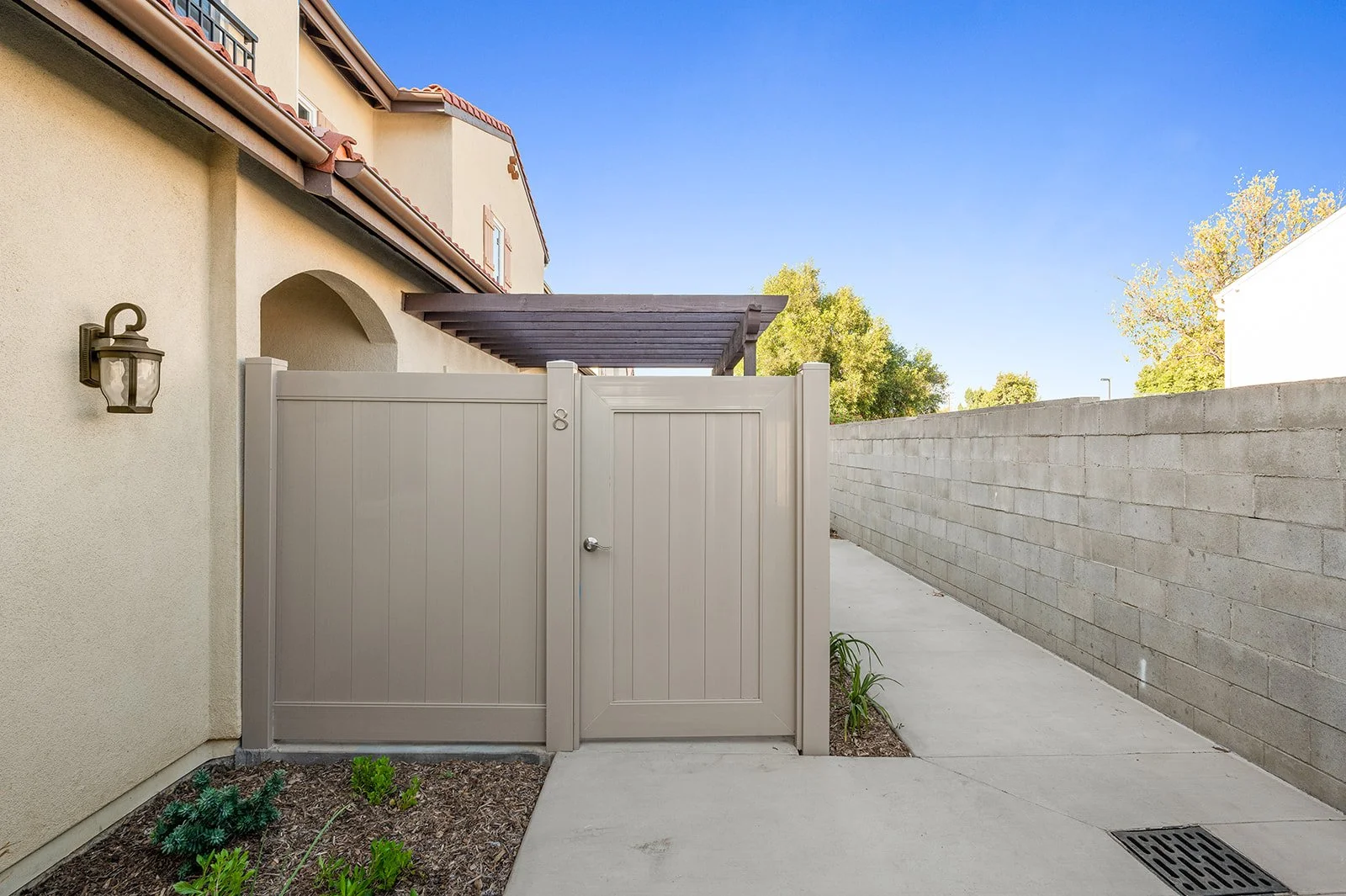 961 E Phillips Blvd-38.jpg