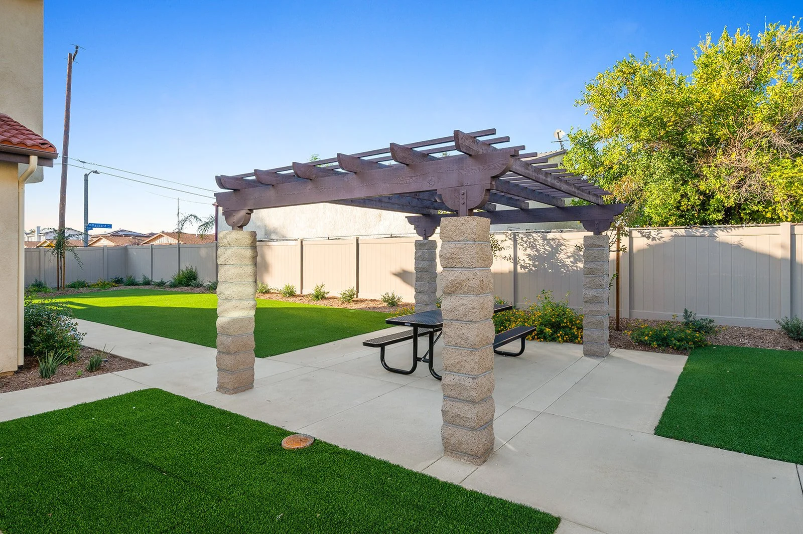 961 E Phillips Blvd-74.jpg