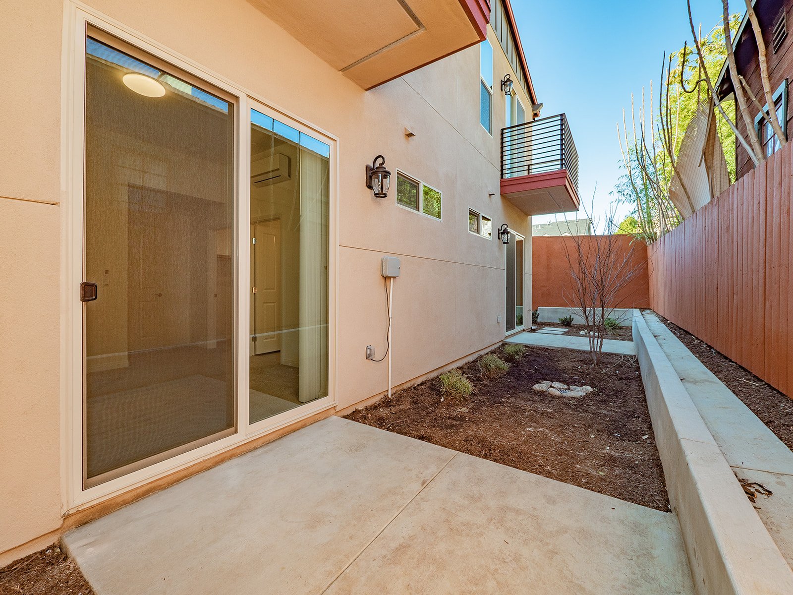 127 E Highland Ave-40.jpg