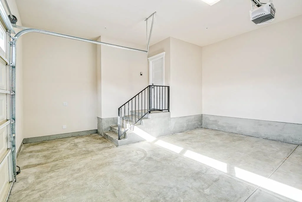 244 Linwood Ave-MLS-033.jpg