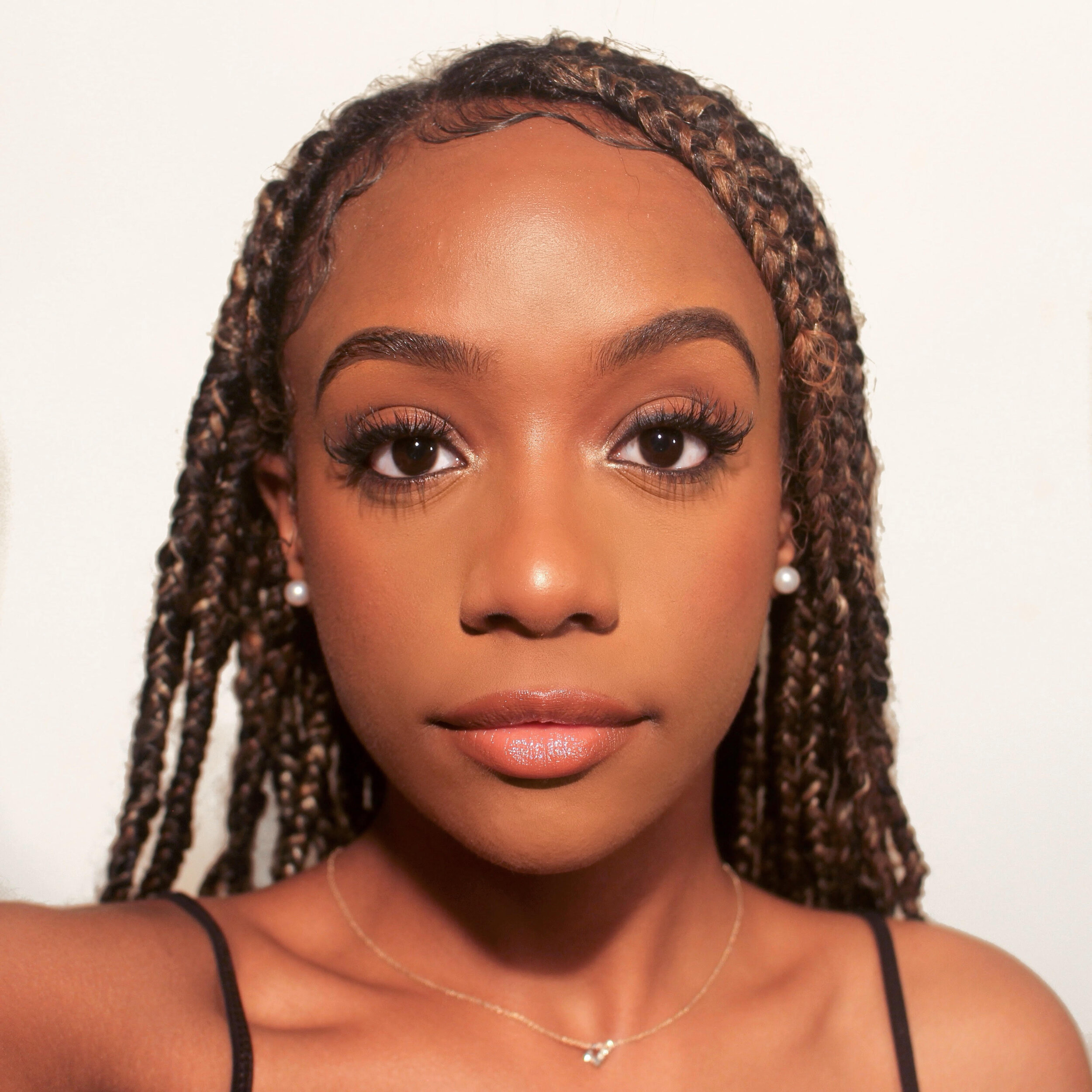 ESTHETICIANS TO KNOW TIARA WILLIS — SHEER