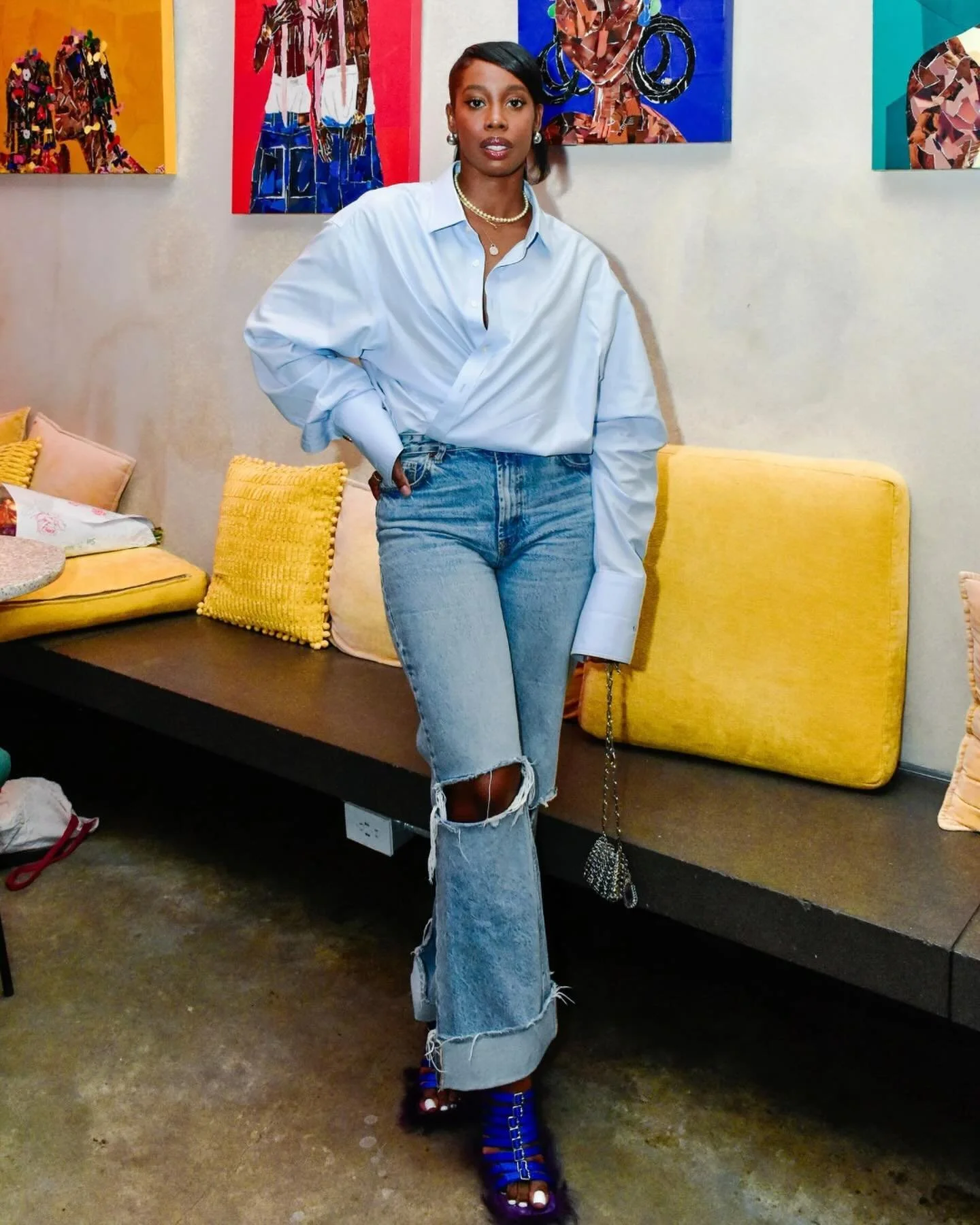 Major gratitude to the @affordableartfairnyc, @erinbschuppert, 
and @artlogicplatform for the opportunity to exhibit the dynamic and vibrant artwork of Nia Winslow @closetartistry at The Selina. Nia&rsquo;s work combines the complexities of different