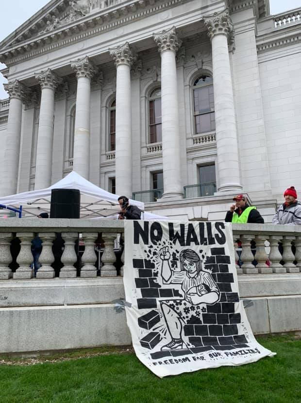  Thousands of Wisconsin immigrant workers and supporters rally in Madison at the State Capital in support of drivers licenses for all.  