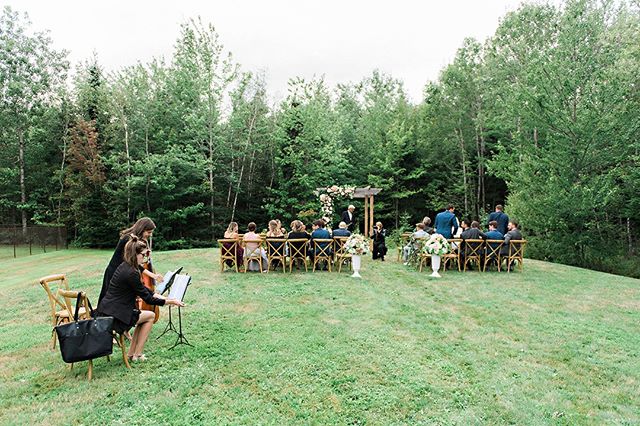 @candaceberryphotography caught us quickly turning the page mid-ceremony at a beautiful backyard wedding, post summer rain shower⁣
.⁣
.⁣
. ⁣
Planning: @elegantproductions⁣
Flowers: @chelsealeeflowers⁣
⁣
⁣
.⁣
.⁣
.⁣
.⁣
.⁣
@sammylebans⁣
.⁣
.⁣
.⁣
.⁣
⁣
#h