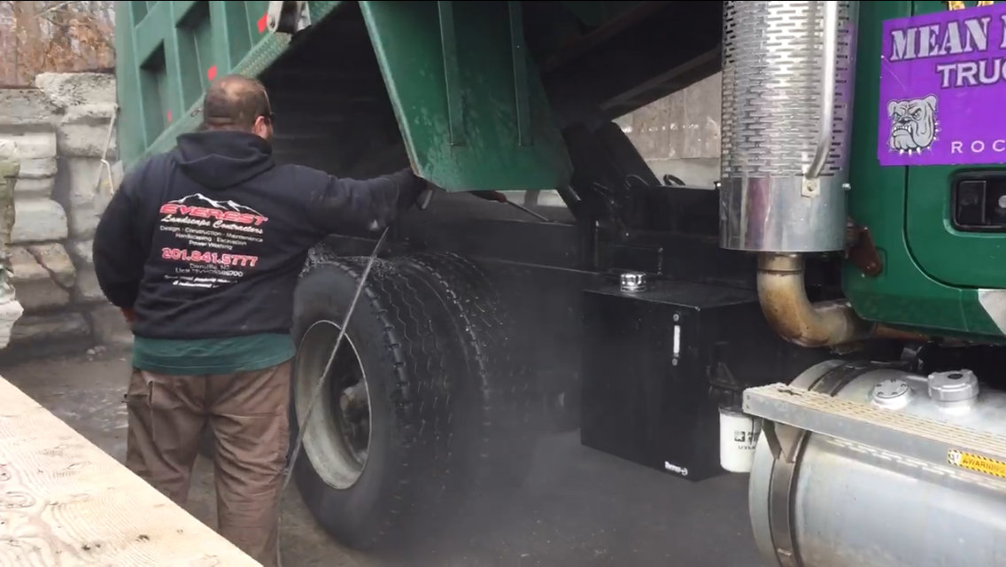 Onsite mobile truck cleaning 