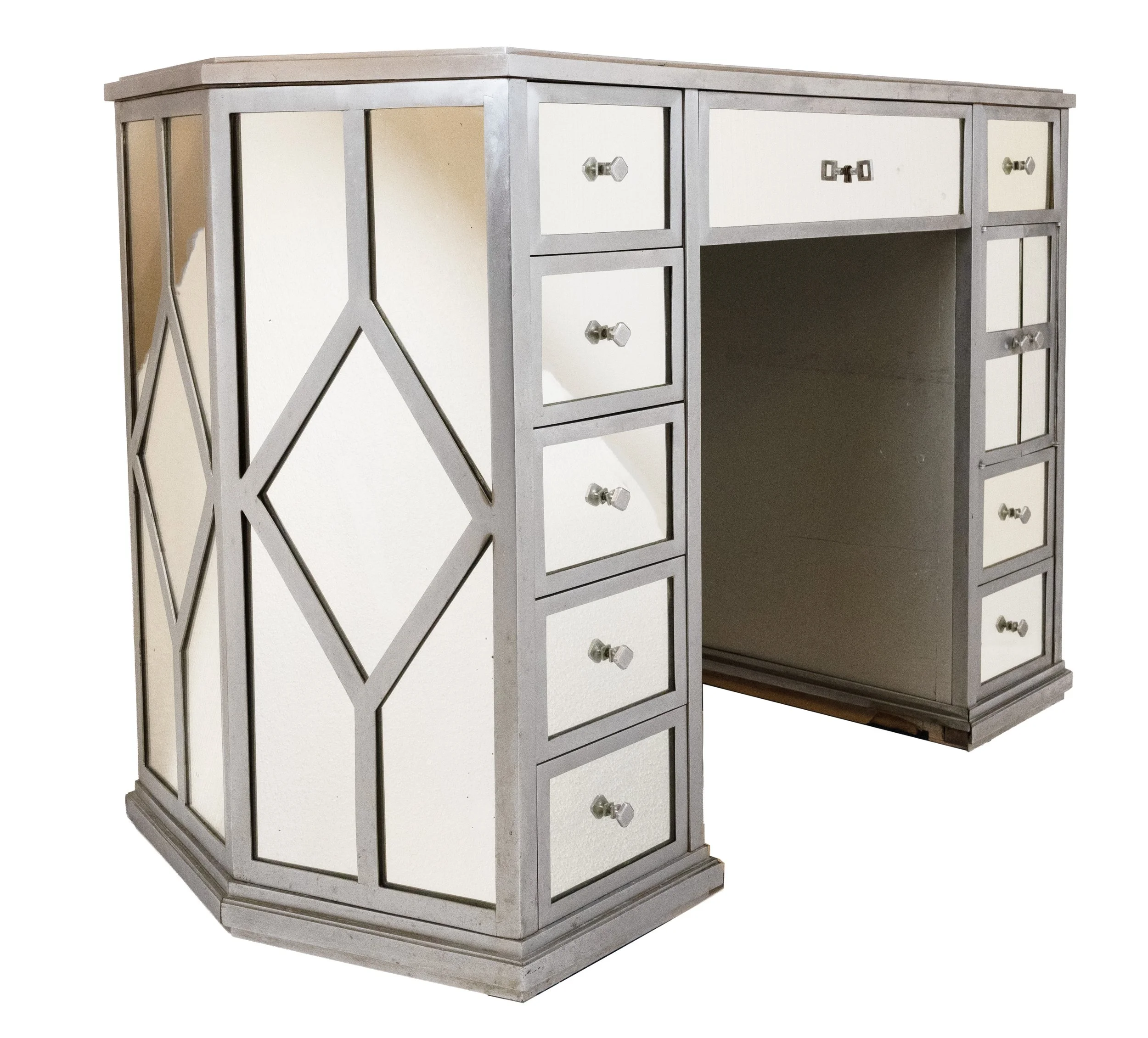 mirrorvanity2.jpg