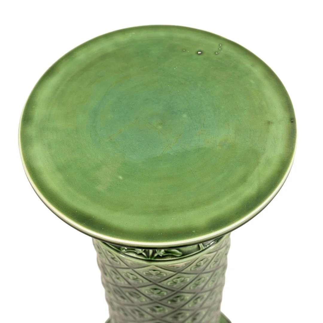 green ceramic pedestal 7.jpg