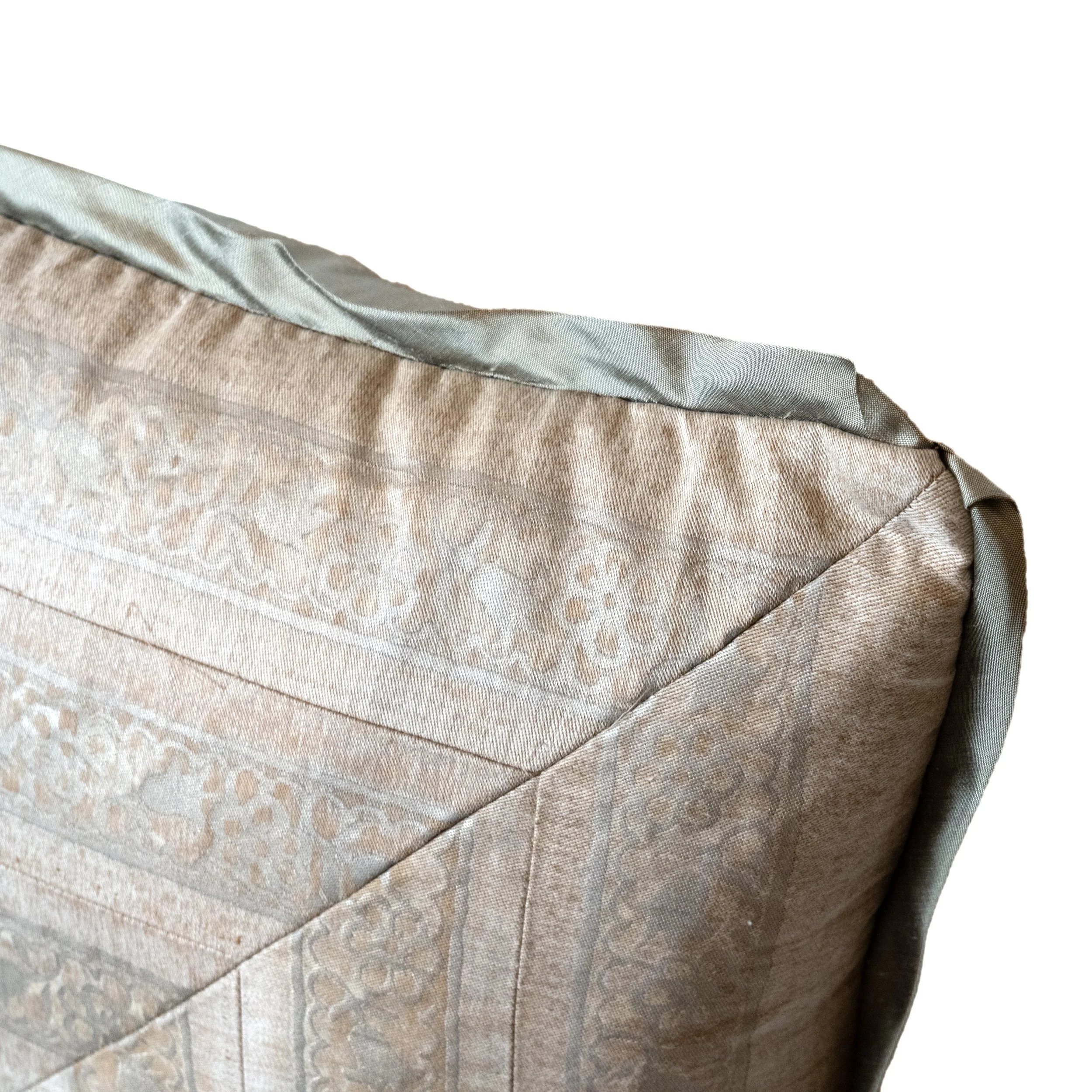 cornerdetail (1).jpg